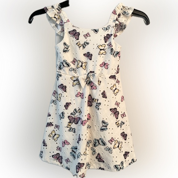 Adorable Eyelet Lace Butterfly Dress-New 4T - Picture 2 of 4